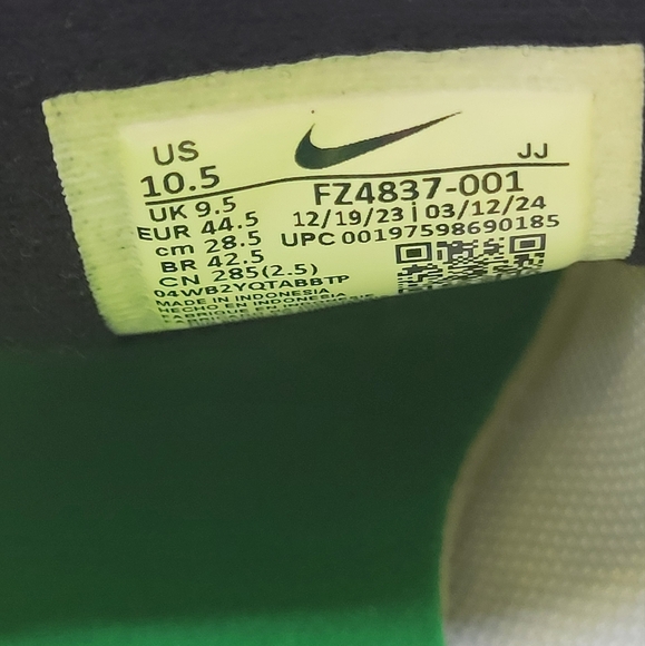 Nike Air Max Solo Oregon Ducks UNIVERSITY Of OREGON Men's Size 10.5 FZ4837-001 - Picture 8 of 8